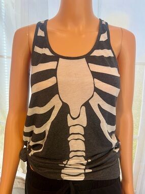 Women's Black & White Skeleton Graphic Tank Top - Sleeveless Scoop Neck